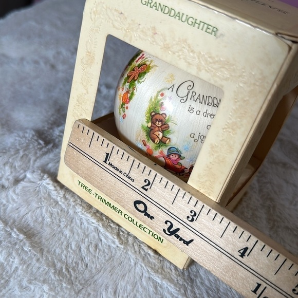 Vintage Hallmark Ornament for Granddaughter Christmas Unbreakable Satin 1980 - Picture 9 of 9